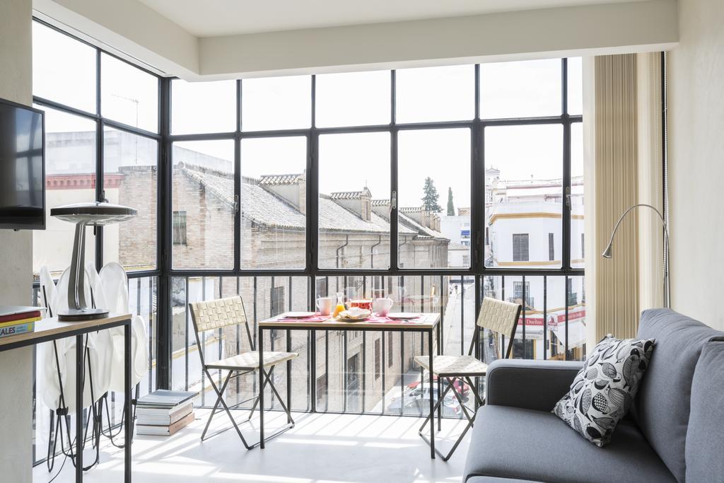 Thesuites Sevilla Exterior photo